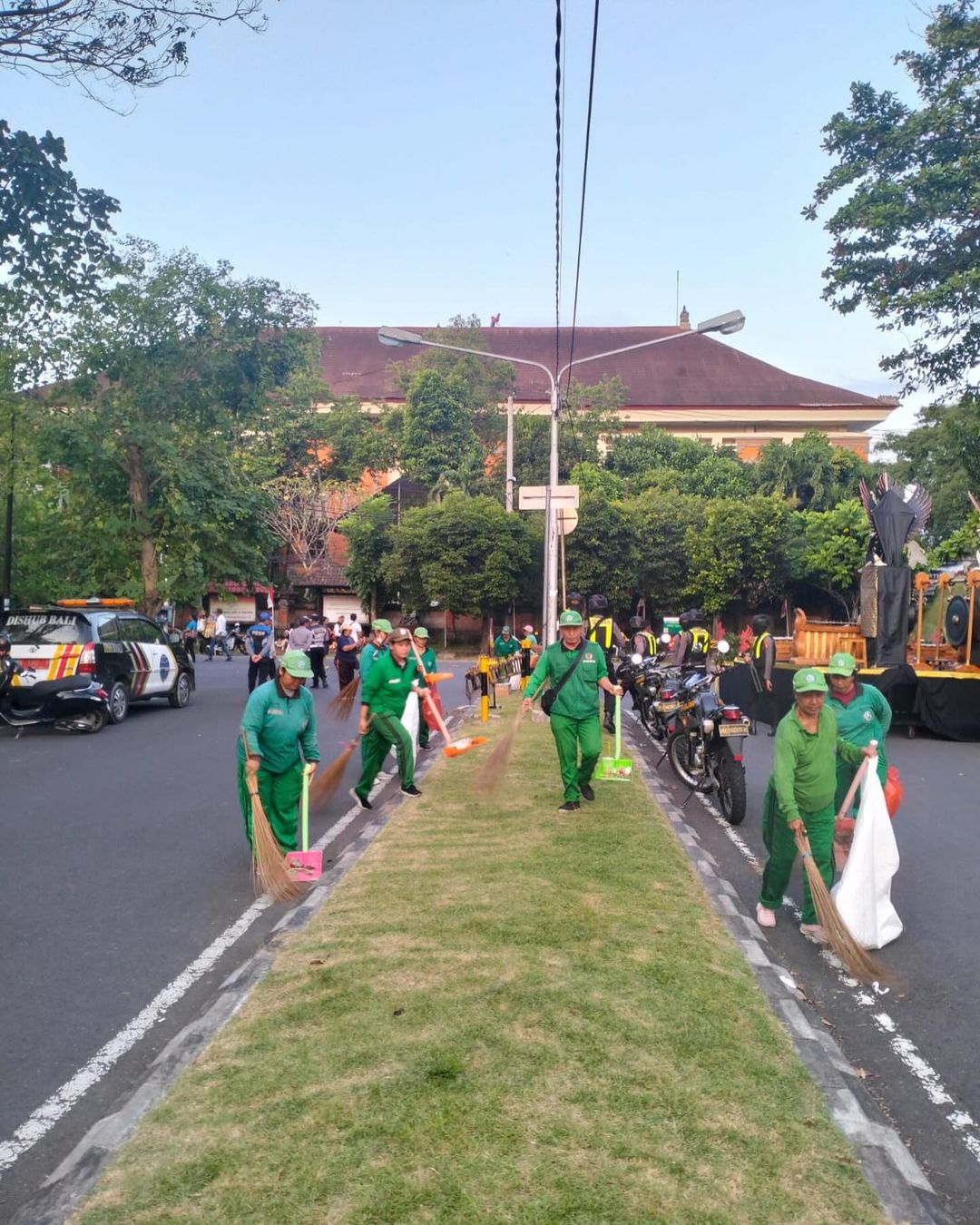 Bergerak menyukseskan pembukaan Pesta Kesenian Bali (PKB) XLVI Tahun 2024 di Kota Denpasar