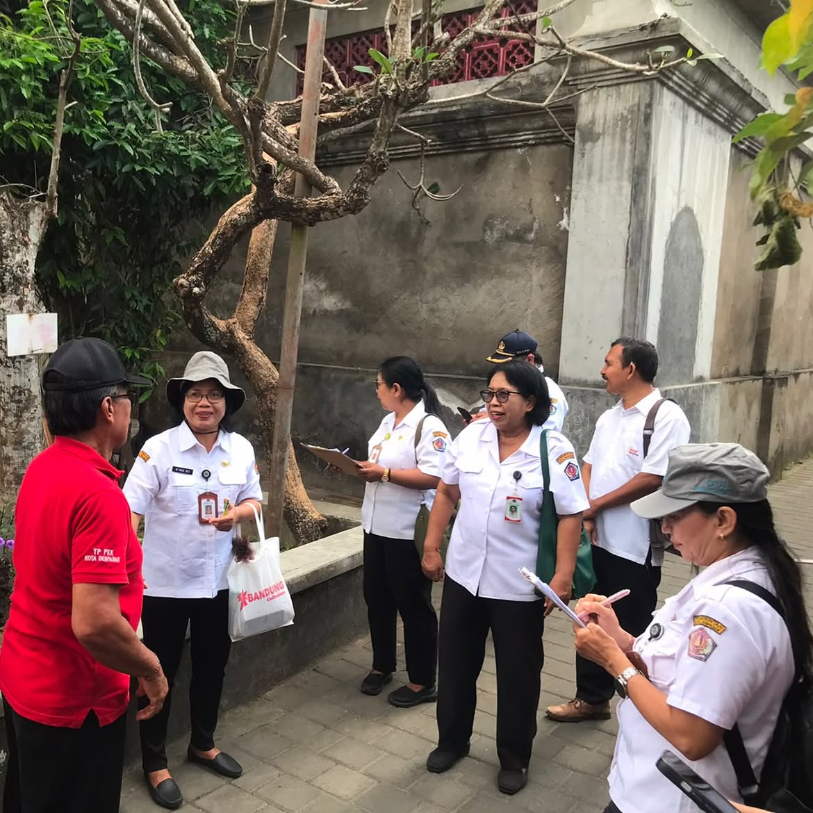 Pembinaan lomba pengelolaan sungai-sungai yang ada di Kota Denpasar.
